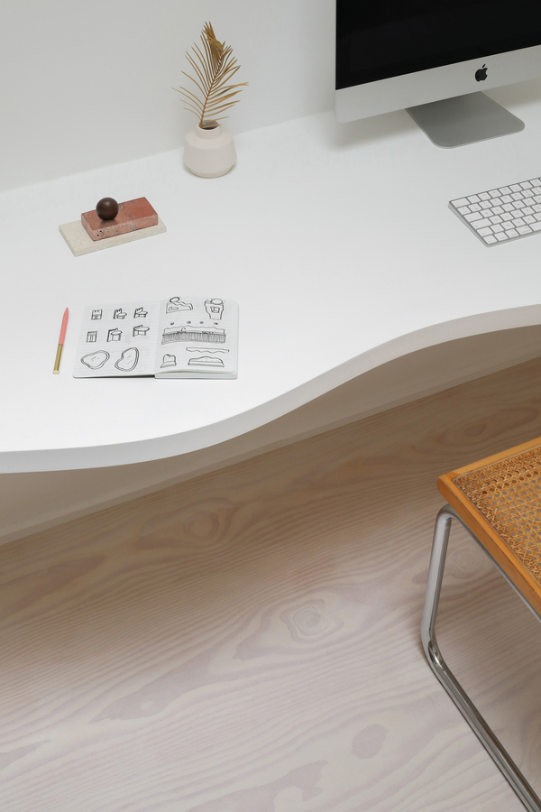 https://media.laparqueterienouvelle.fr/cache-buster-2-1700148605/website/var/tmp/image-thumbnails/20000/20192/thumb__magento_equigrid_v/parquet-douglas-contrecolle-extreme-select-152-04_laparqueterienouvelle_2800.jpeg