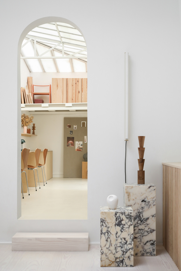 https://media.laparqueterienouvelle.fr/cache-buster-2-1700148614/website/var/tmp/image-thumbnails/20000/20194/thumb__magento_equigrid_v/parquet-douglas-contrecolle-extreme-select-152-06_laparqueterienouvelle_2800.jpeg