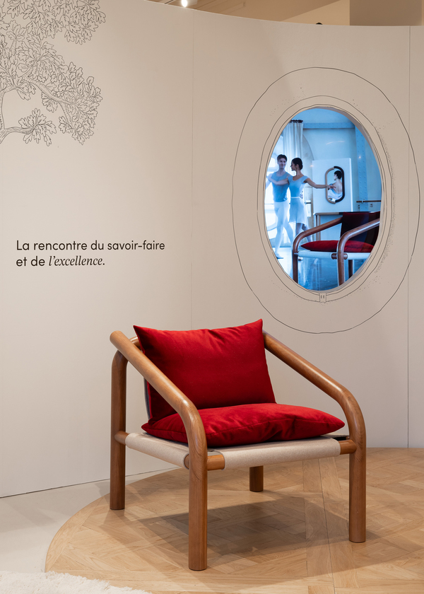 https://media.laparqueterienouvelle.fr/cache-buster-2-1745336163/website/var/tmp/image-thumbnails/20000/22476/thumb__magento_equigrid_v/parquet-chene-massif-dalle-versailles-contemporain-brut-fini-sur-place-prbis-go0-tikamoon-s178-06_laparqueterienouvelle_2800.jpeg